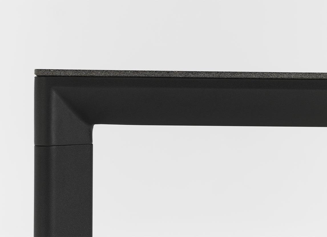 Table en céramique Addis