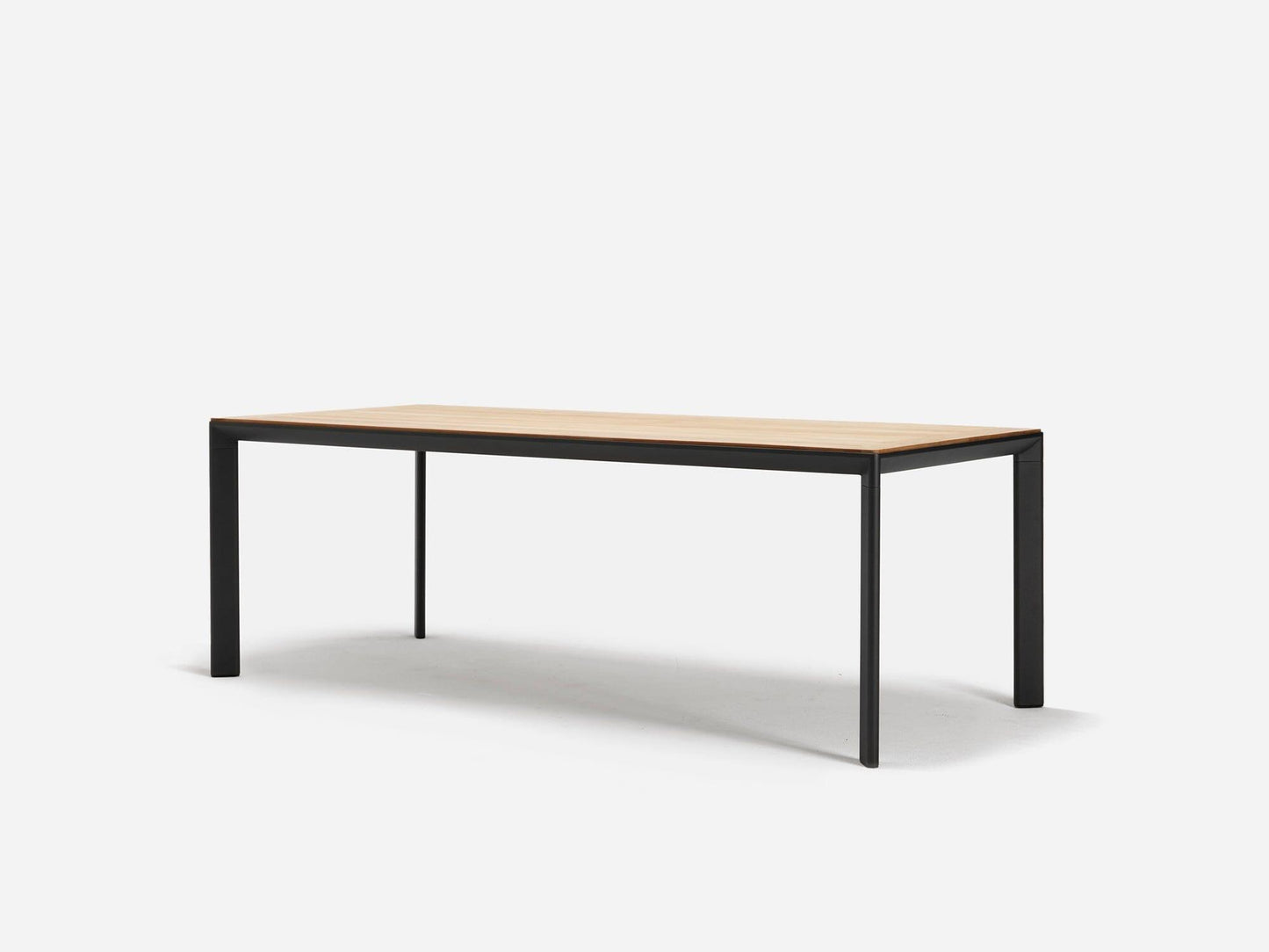 Table Addis en teck et aluminium