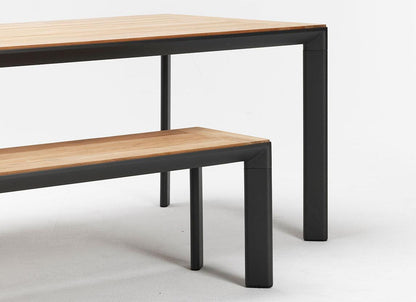 Table Addis en teck et aluminium