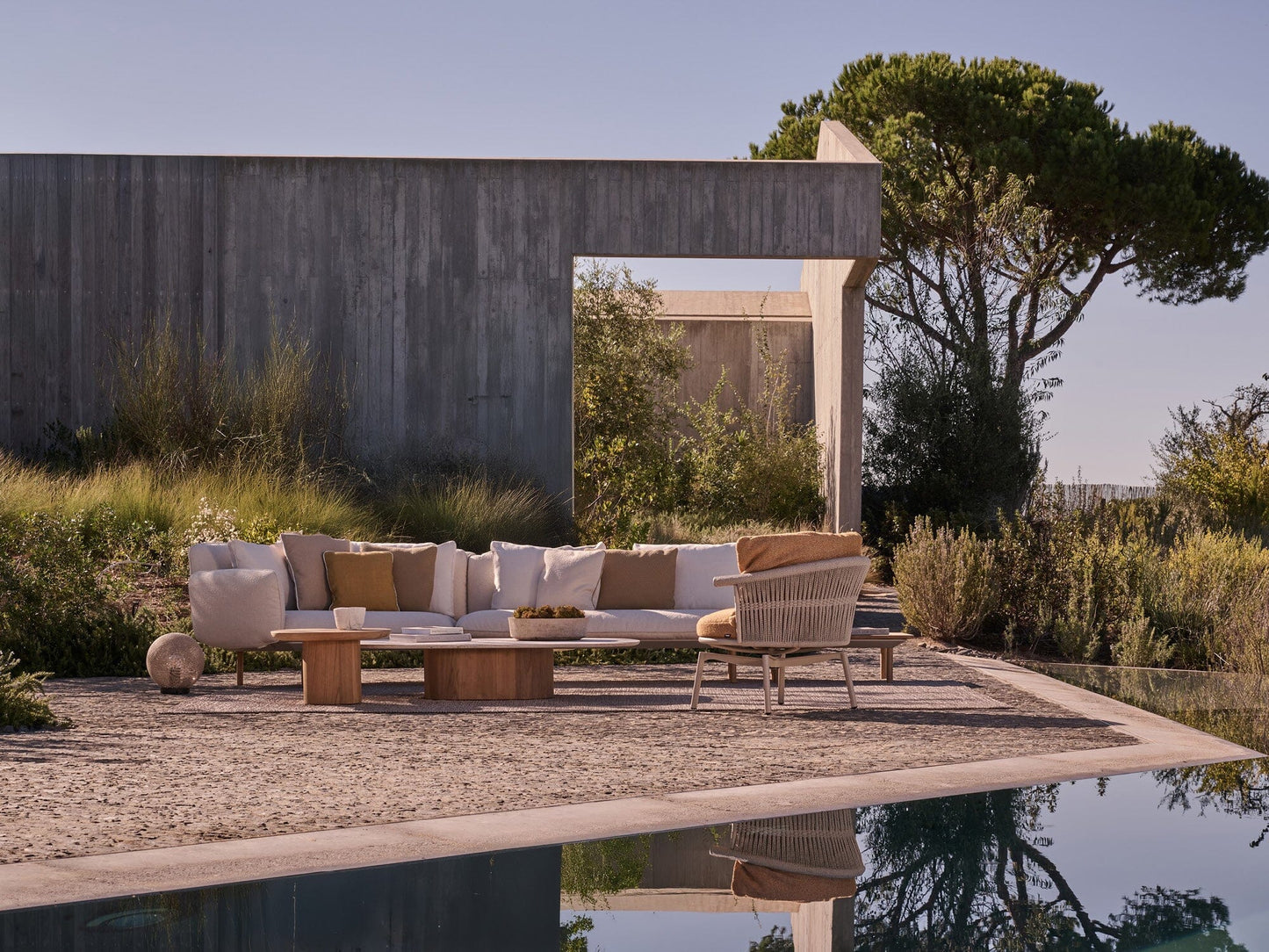 Fauteuil pivotant CESTA