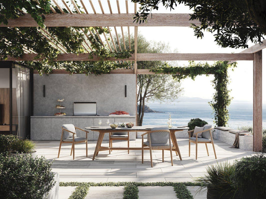 Table elliptique en teck Forrest