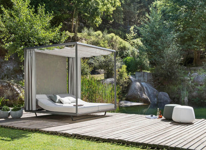 Lit de jour du pavillon